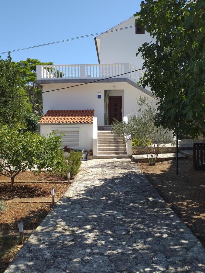 Apartments Marta 로고즈니차 외부 사진